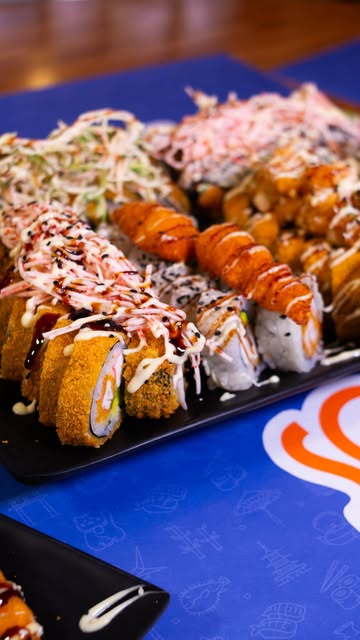 Bandeja de rollos crocantes SOKY